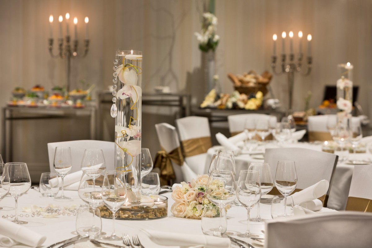 La-Galerie-Wedding-Setting1.jpg